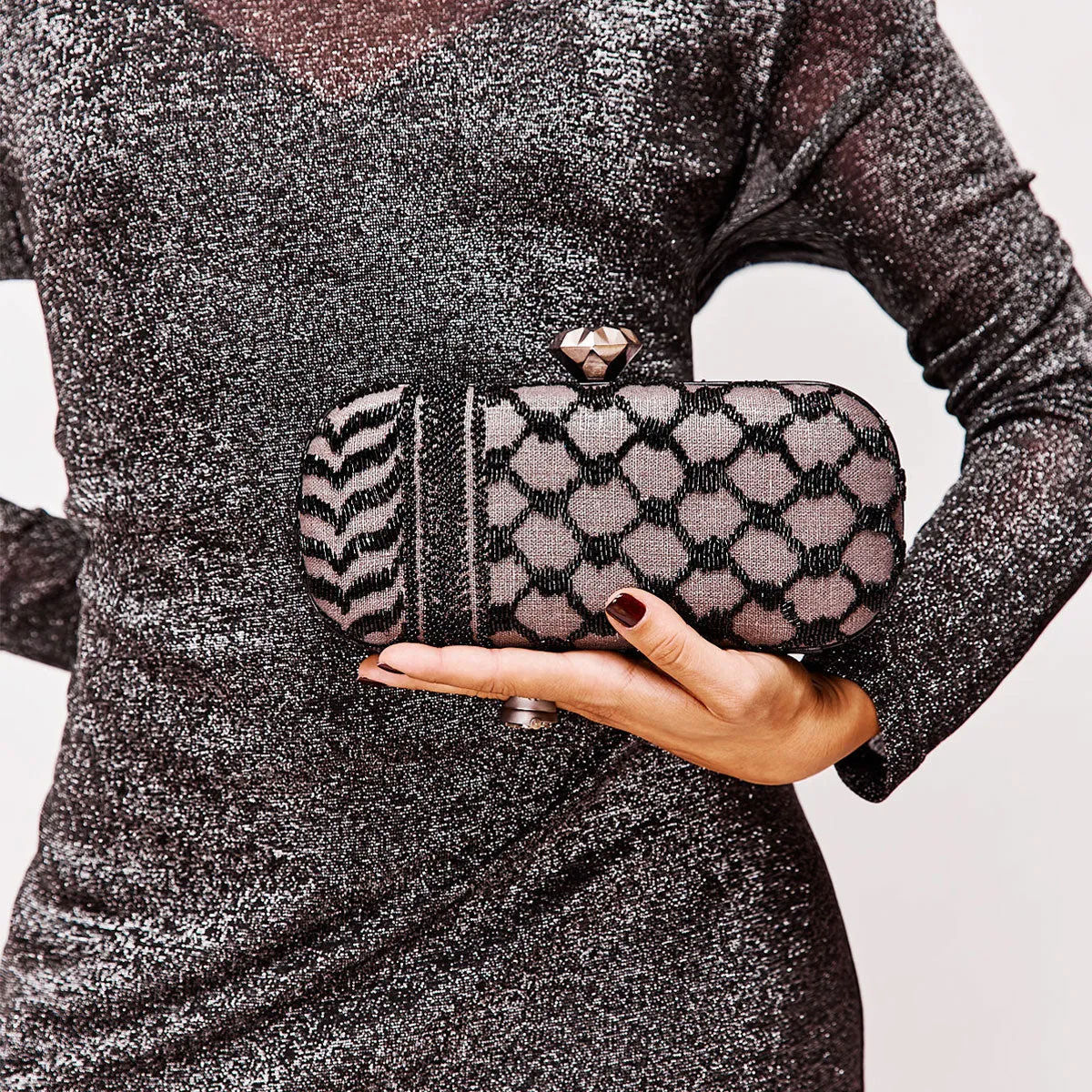 KEFFIYEH ANTHRACITE BIG BOX CLUTCH
